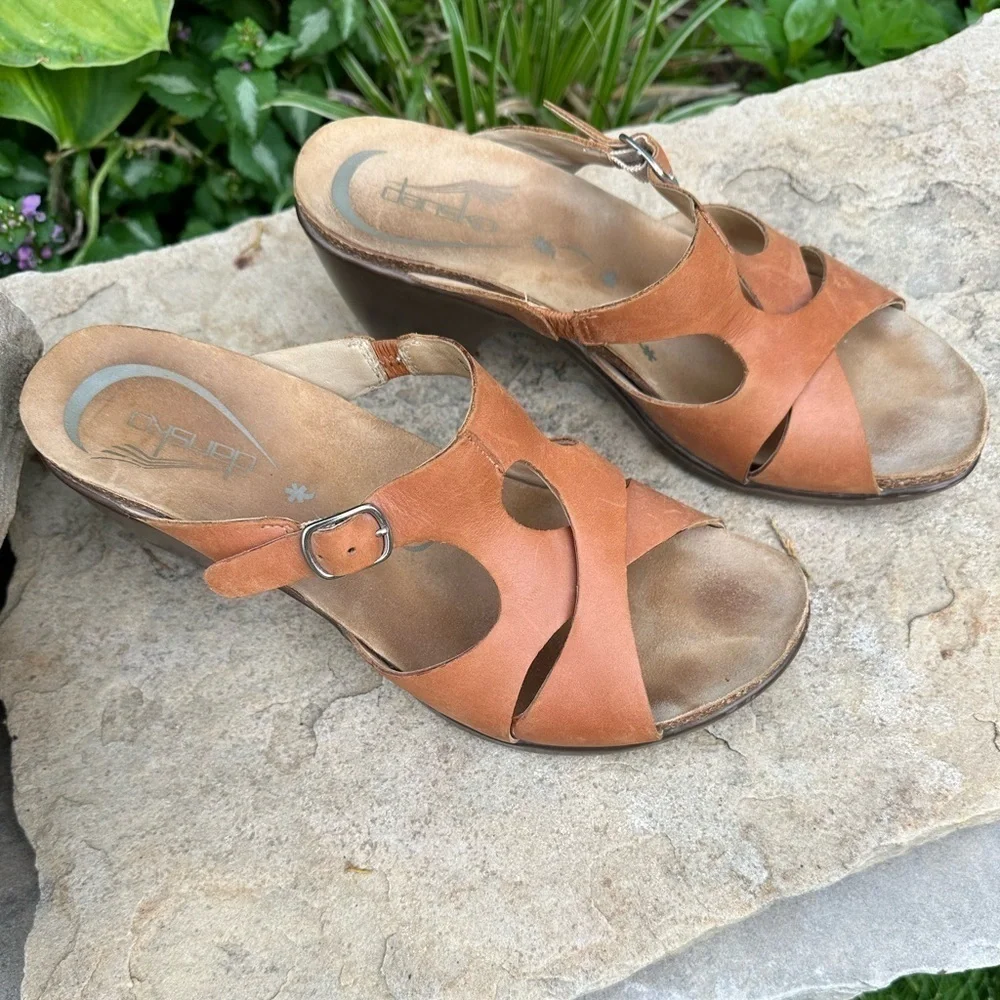 Dansko Cai Full Grain Leather Amber Sandals Adjustable Buckle 41 US 10.5-11